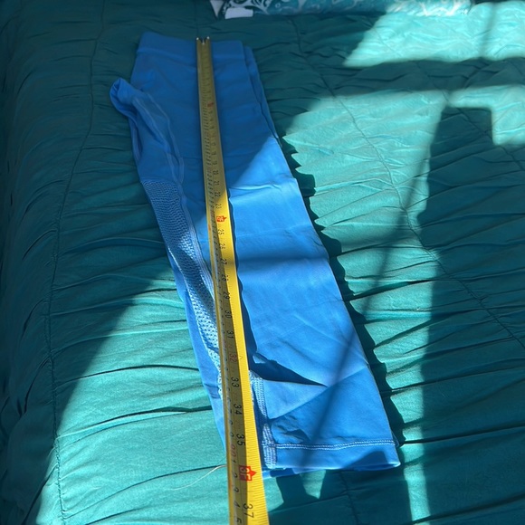 All Access Mesh Insert Leggings Size M - Picture 8 of 9